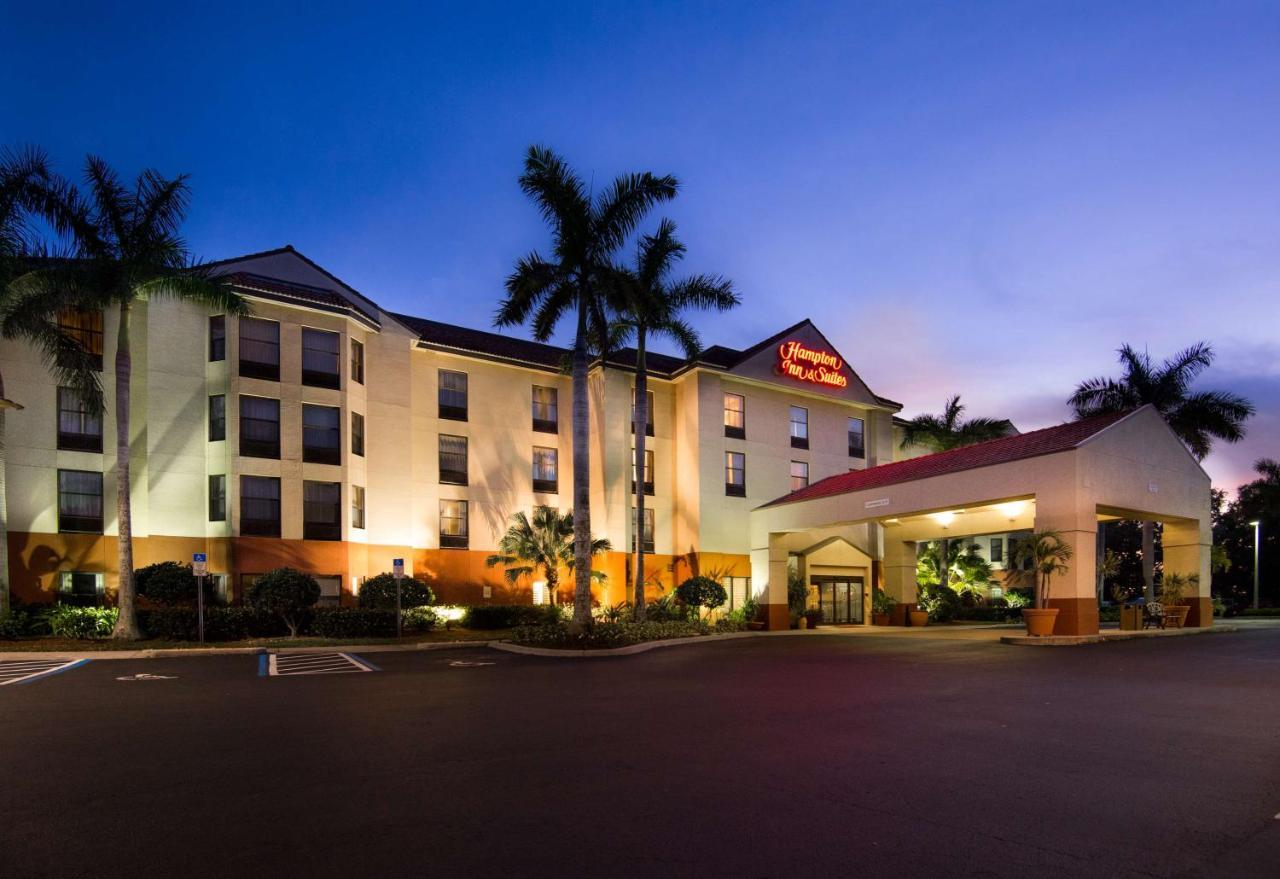 Hampton Inn & Suites Fort Myers Beach/Sanibel Gateway Exterior foto